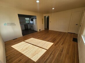 3904 W Wellesley Ave in Spokane, WA - Building Photo - Building Photo