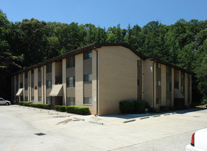 Windwood Apartments in Atlanta, GA - Building Photo - Building Photo