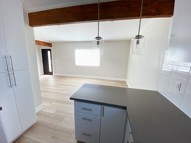 property at 14859 Chatsworth Dr