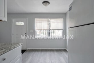 1839 W 30th St in Jacksonville, FL - Building Photo - Building Photo