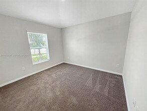 2060 Stillview Pass in Zephyrhills, FL - Building Photo - Building Photo