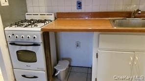 93-22 243rd St in Queens, NY - Building Photo - Building Photo