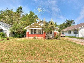 414 N Flood Ave in Norman, OK - Building Photo - Building Photo