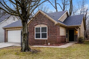 2815 Sunnyfield Ct in Indianapolis, IN - Building Photo