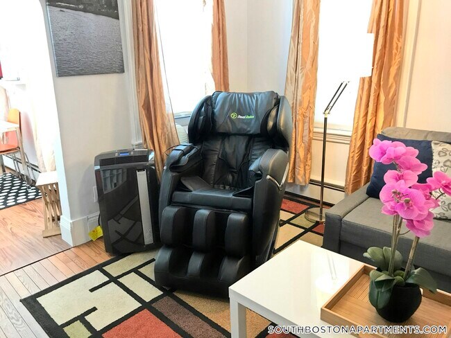 287 Dorchester St in Boston, MA - Building Photo - Building Photo