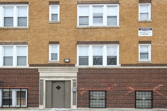 7601 S Coles Ave in Chicago, IL - Building Photo - Building Photo