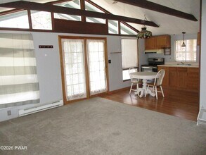 108 Quail Ct in Dingmans Ferry, PA - Building Photo - Building Photo