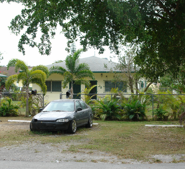 80-92 SW 6th St in Homestead, FL - Building Photo - Building Photo