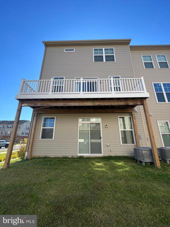 3501 Landing Way in Silver Spring, MD - Building Photo - Building Photo