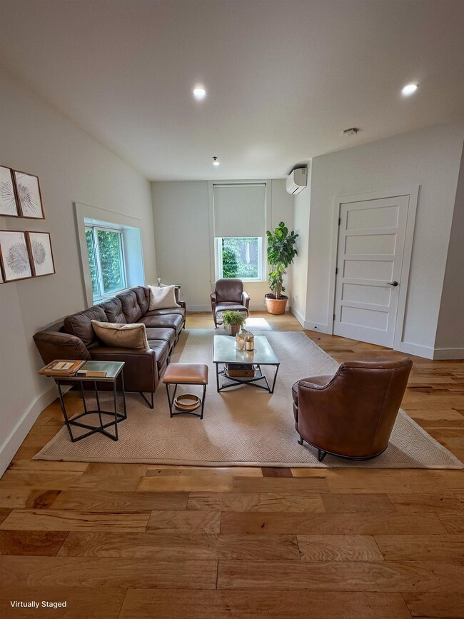 property at 4 Elliot St