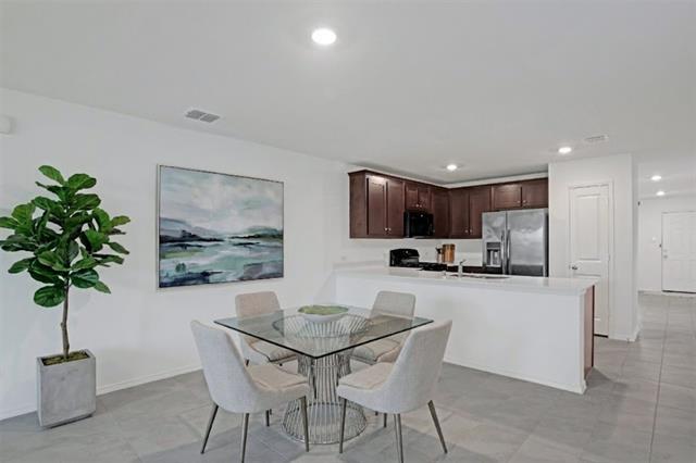 14048 Earlham St in Pilot Point, TX - Building Photo - Building Photo