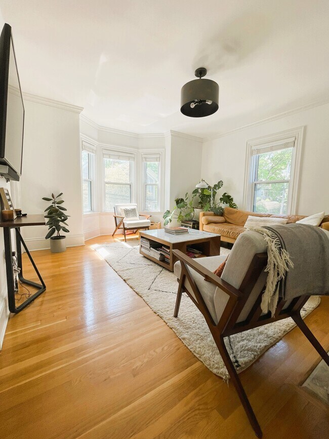 86 Wyman St, Unit 2 in Boston, MA - Building Photo - Building Photo