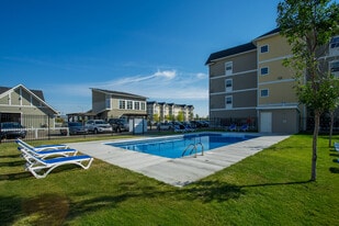 Sky Harbour Estates in Regina, SK - Building Photo