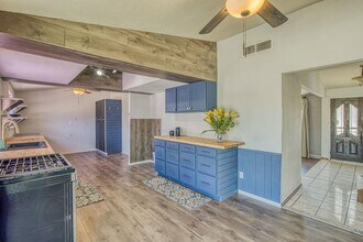 2805 Penwood Dr in El Paso, TX - Building Photo - Building Photo