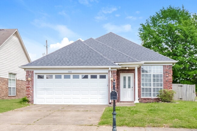 property at 1000 Leconte Gap St