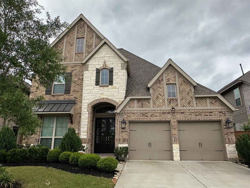 18027 Callander Ave in Richmond, TX - Building Photo