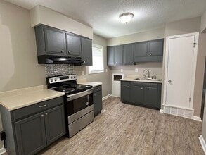 6420 Greenbrook Cove N in Horn Lake, MS - Building Photo - Building Photo
