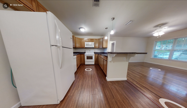 1904 Karen Ln in Tallahassee, FL - Building Photo - Building Photo