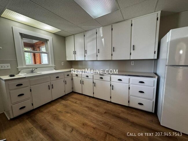 5 Monument St