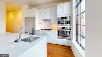 1312 King St in Alexandria, VA - Building Photo