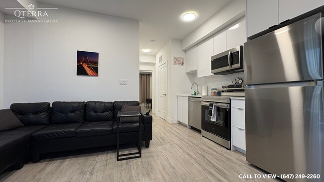 7277 Wilson Cres in Niagara Falls, ON - Building Photo - Building Photo