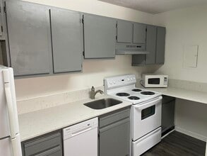 403 Hayden Rd in Tallahassee, FL - Building Photo - Building Photo