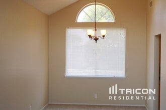 1056 Armsby Way in Suisun City, CA - Building Photo - Building Photo