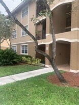 131 SW 117th Ave, Unit #8304 in Pembroke Pines, FL - Building Photo