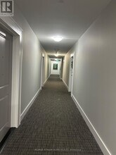 260 Villagewalk Blvd in London, ON - Building Photo - Building Photo