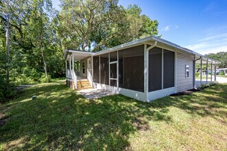 202 W Gleneagles Rd in Ocala, FL - Building Photo - Building Photo
