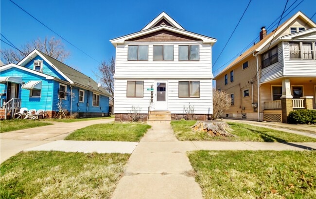 16311 Huntmere Ave, Unit Up in Cleveland, OH - Building Photo - Building Photo