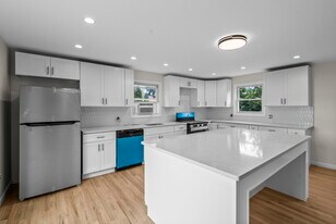 3 Park Pl in Helmetta, NJ - Building Photo