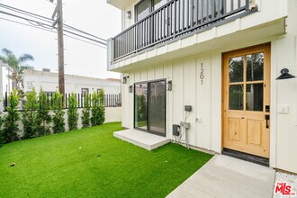 1201 N McCadden Pl in Los Angeles, CA - Building Photo - Building Photo