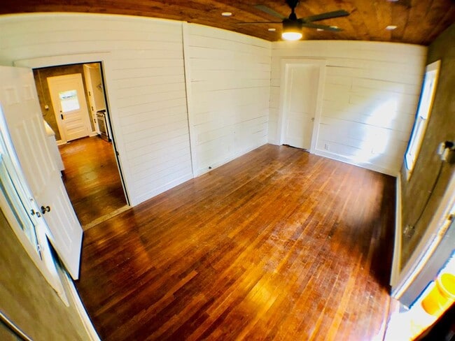 1121 1/2 Gunter St in Austin, TX - Building Photo - Building Photo