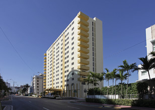 Four Freedoms House in Miami Beach, FL - Building Photo - Building Photo