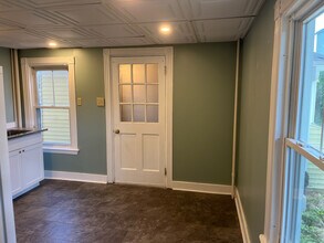 24 Rowe Ave in Portland, ME - Building Photo - Building Photo
