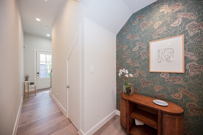 property at 5209 Allen St