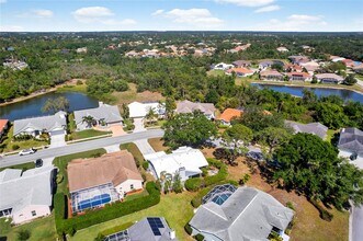 6929 Stetson St Cir in Sarasota, FL - Foto de edificio - Building Photo