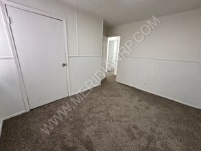 4421 Oliver St in Fort Wayne, IN - Foto de edificio - Building Photo
