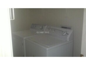 5329 N Chino Heights St in North Las Vegas, NV - Building Photo - Building Photo