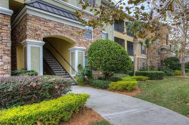 property at 2406 Courtney Meadows Ct