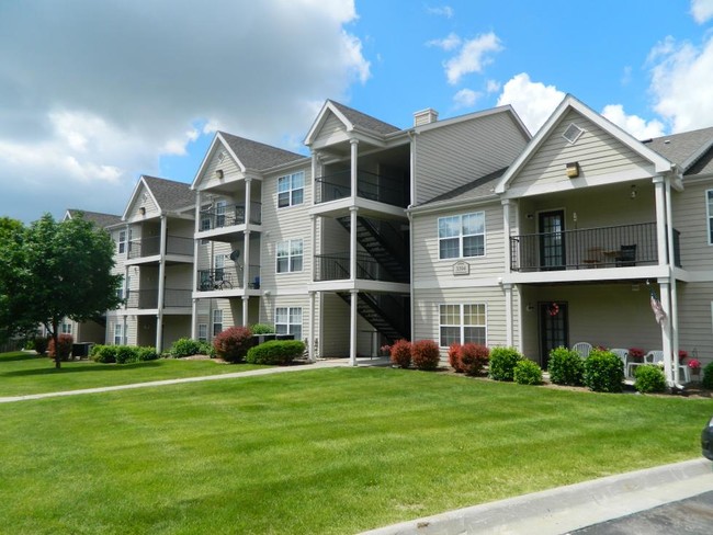 Cambury Hills Apartments in Omaha, NE - Building Photo - Building Photo