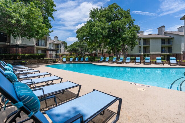 Three60 North Apartments in Grand Prairie, TX - Building Photo - Building Photo