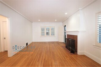 841 Warfield Ave in Oakland, CA - Building Photo - Building Photo