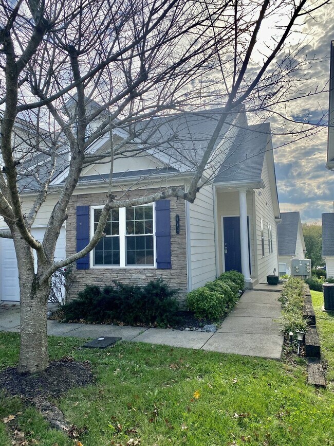 363 Harbor Village Dr in Nashville, TN - Building Photo - Building Photo