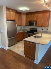 102 Terrace in Rochelle Park, NJ - Foto de edificio - Building Photo