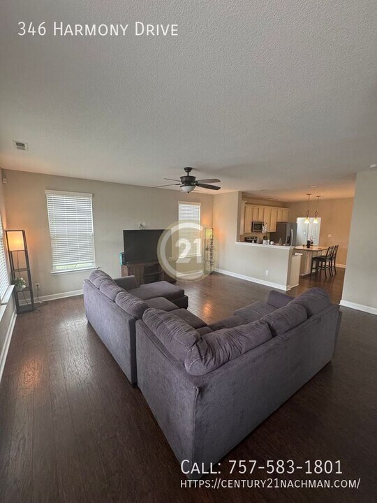 346 Harmony Dr in Portsmouth, VA - Building Photo