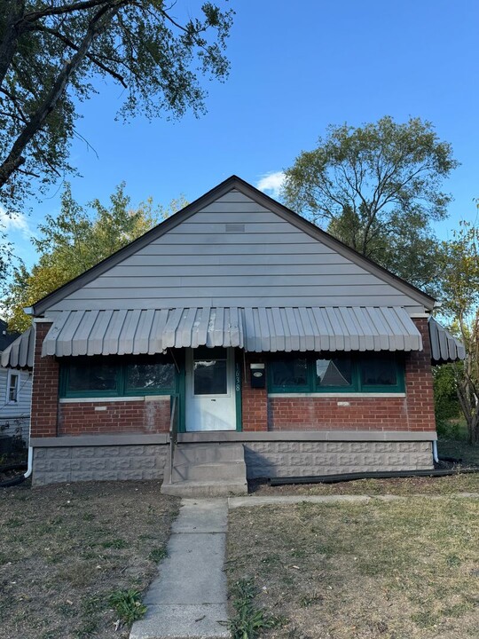 1638 E Tabor St in Indianapolis, IN - Foto de edificio