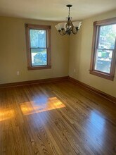 124 Maxwell Ave in North Syracuse, NY - Building Photo - Building Photo