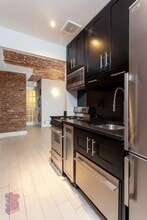 336 E 18th St in New York, NY - Building Photo - Building Photo